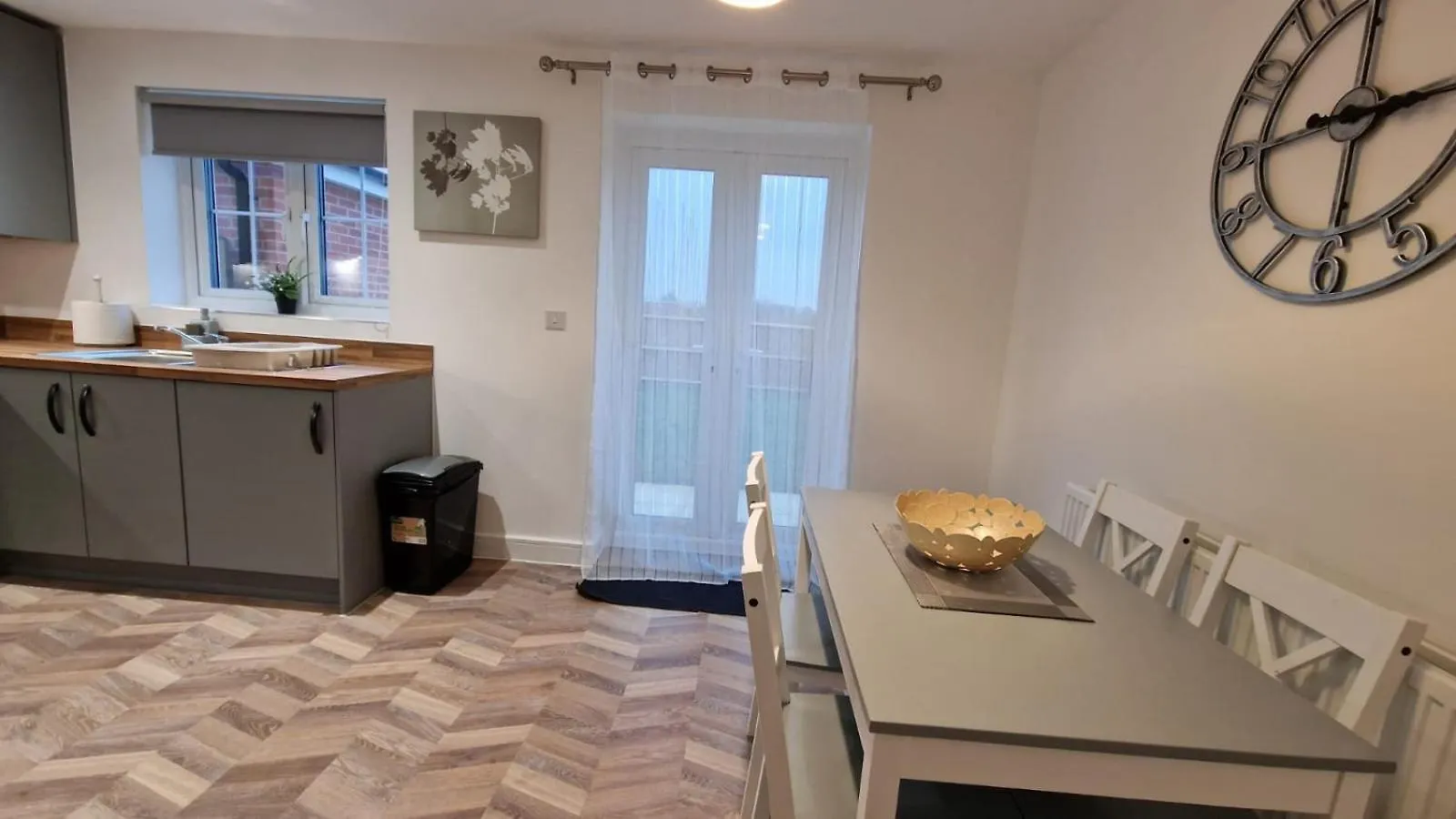 Margam'S Cosford House For Business Travellers Villa Down Hatherley 0*,  United Kingdom