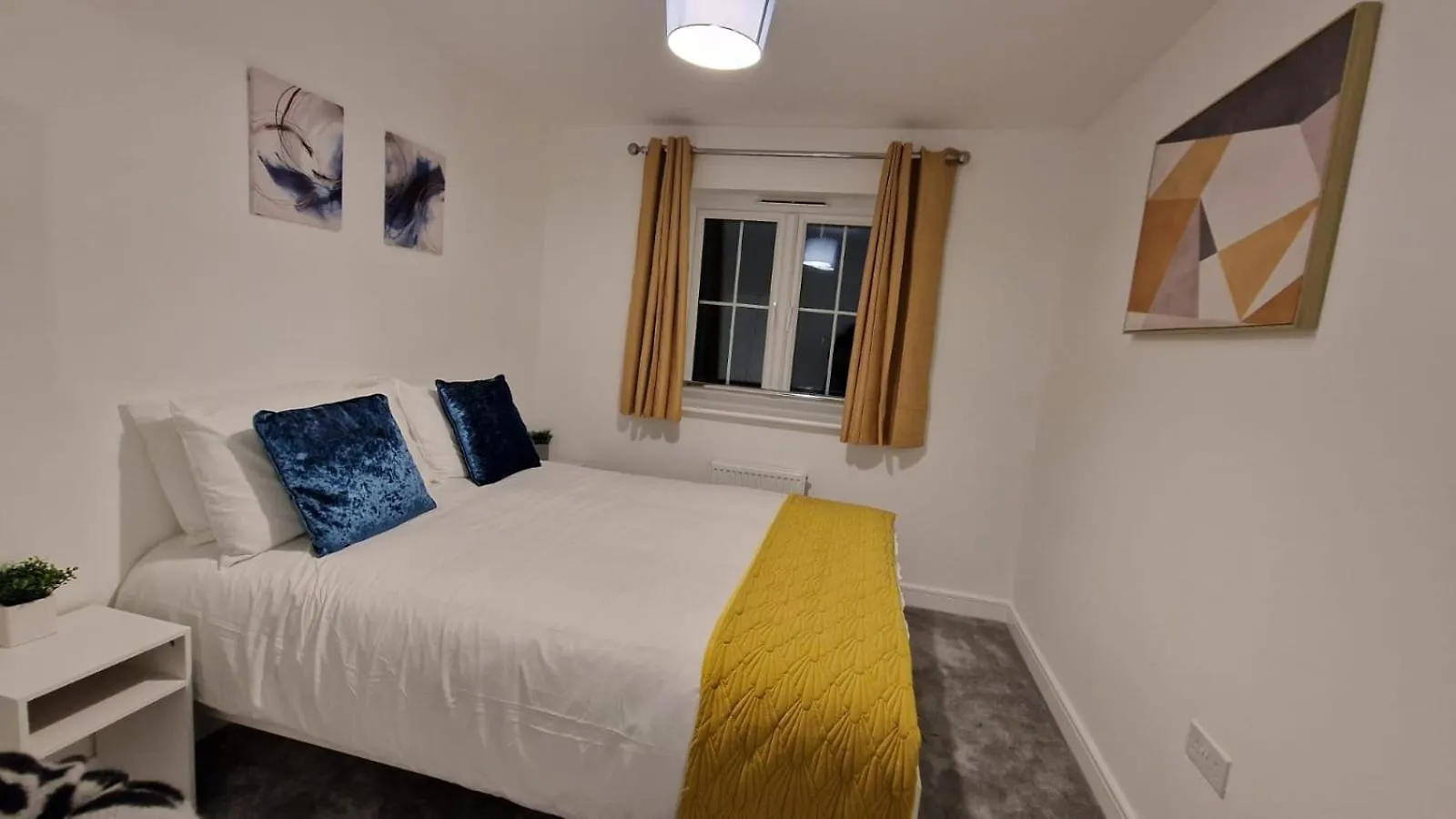 Holiday home Margam'S Cosford House For Business Travellers Villa Down Hatherley